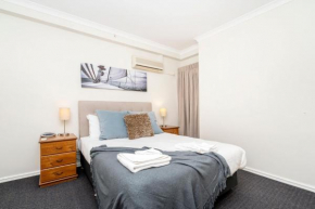 8 Simply Great - family size refurbished sleeps 4
